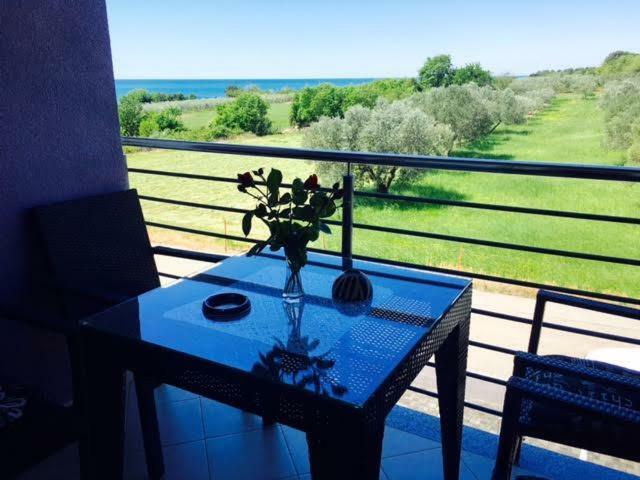 Apartment Mirella Umag Exterior foto
